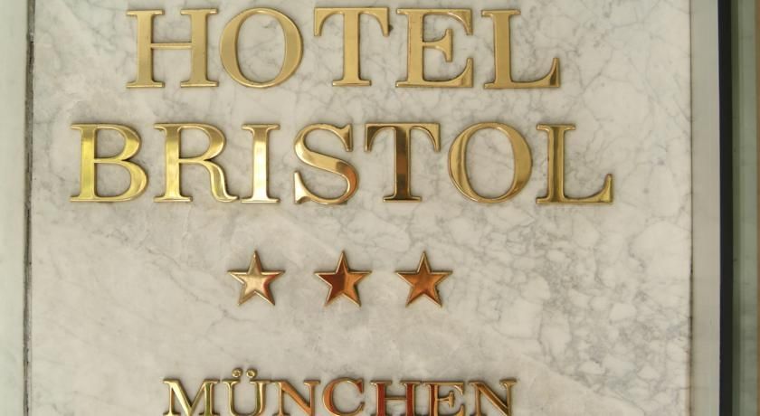 Centro Hotel Mondial München Buitenkant foto